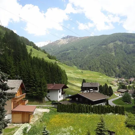 Maria Theresia Pensjonat Kals-am Großglockner