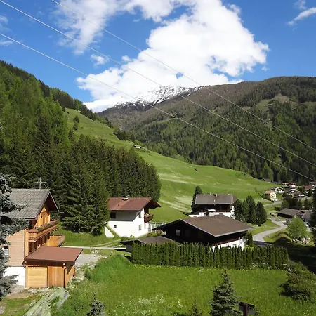 Gæstehus Maria Theresia Kals-am Großglockner